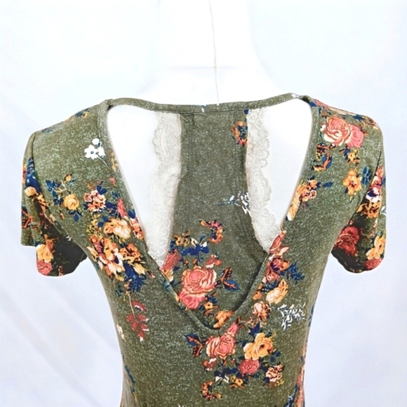 Mason & Belle Green Lace Trim Top Short Sleeve Boho Floral V-Back Size XS - Picture 4 of 7